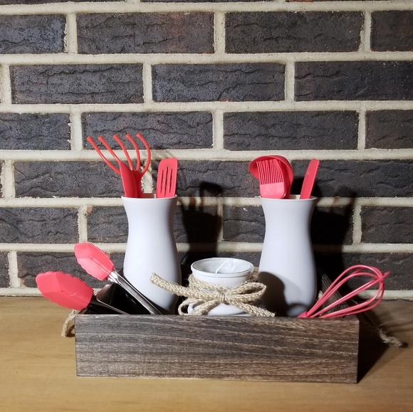 Hand Crafted Other - NWOT Rustic meets red utensil tray